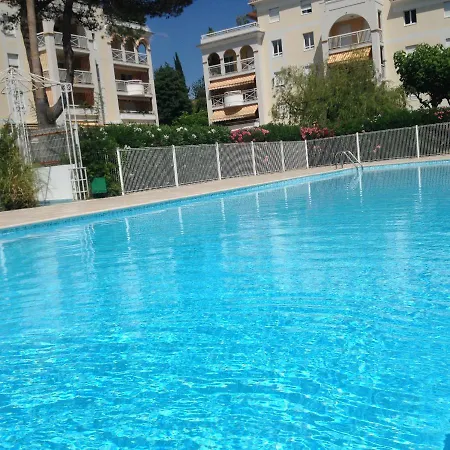 Sur Le Toit *